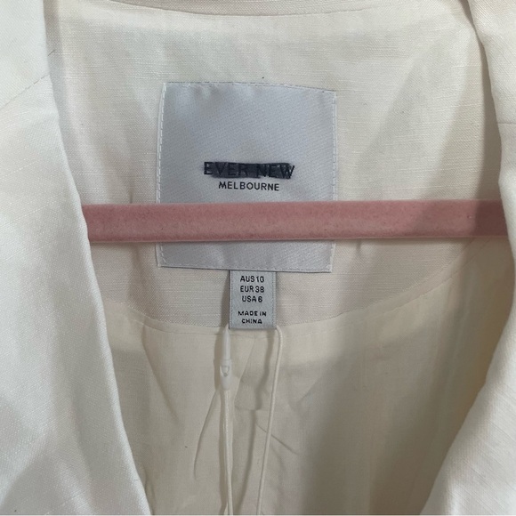 (6) H&M| off white blazer - Picture 3 of 5